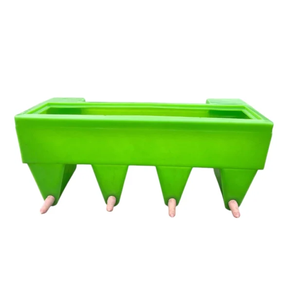 4 Teat Feeder 4 teat feeder